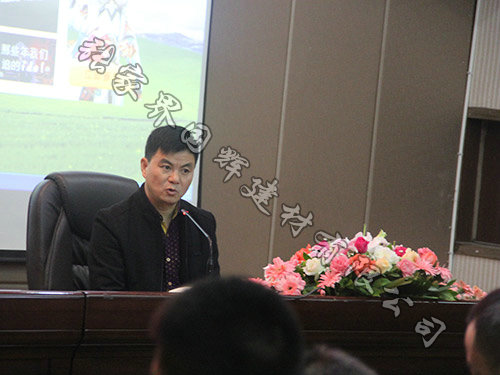 張家界國輝建材?？偨?jīng)理發(fā)言